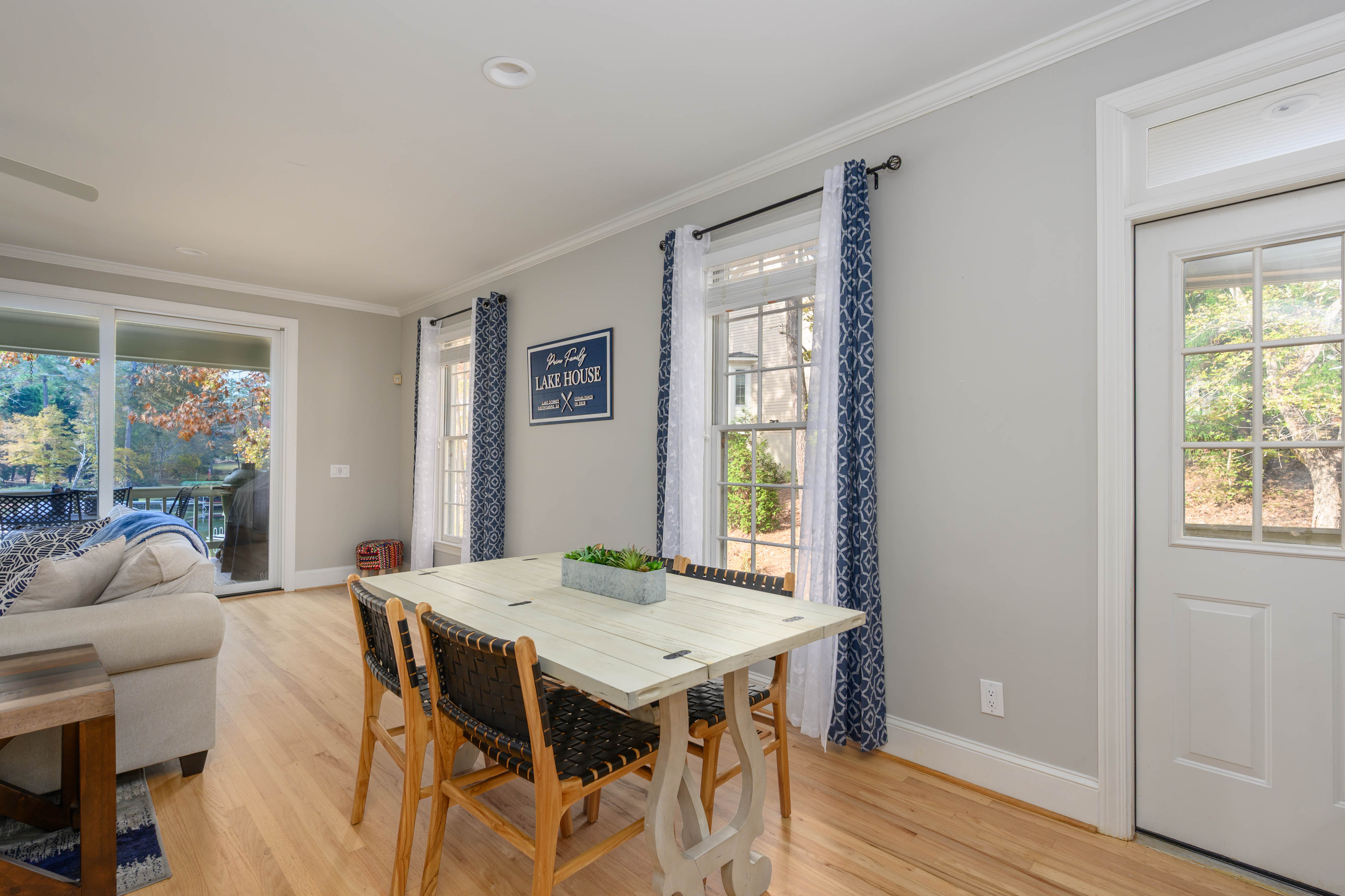 1010 Dogwood Drive image 11